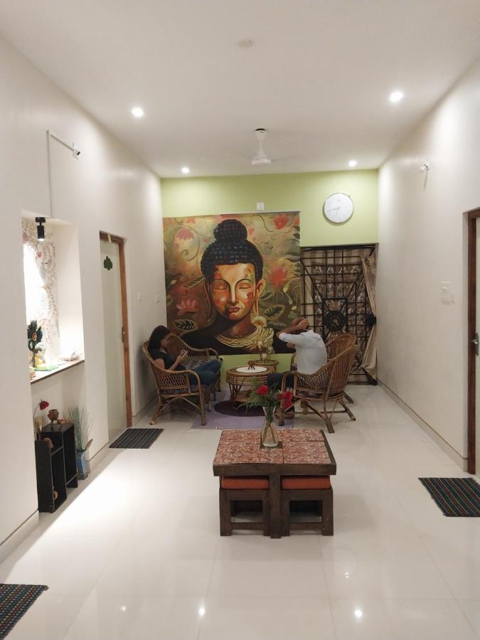 Funk Monk Villa Hostel Pondicherry Auroville Exterior foto